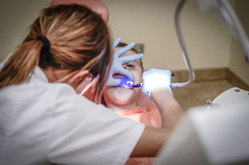 Benefits of Visiting a Dentist for Teeth Cleaning