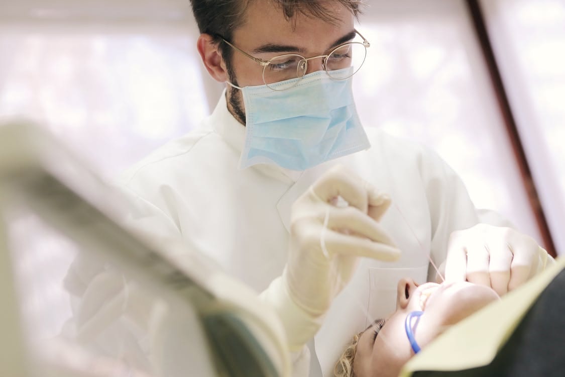 5 Key Factors to Consider to Find The Best Dentist in London